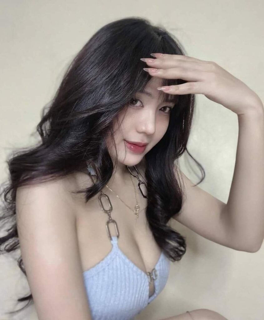 Aku di perkosa Oleh Om ku Sendiri