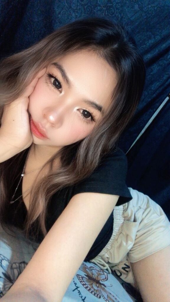 Desahan Nikmat Cewek Perawan